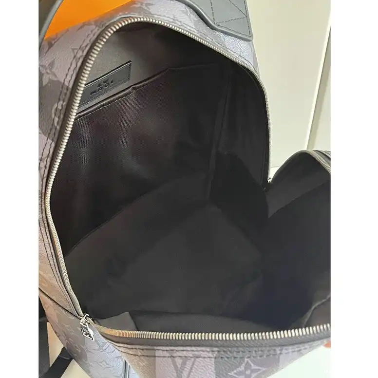 Official Brother Sam LV Bag 2207PL0010 0706